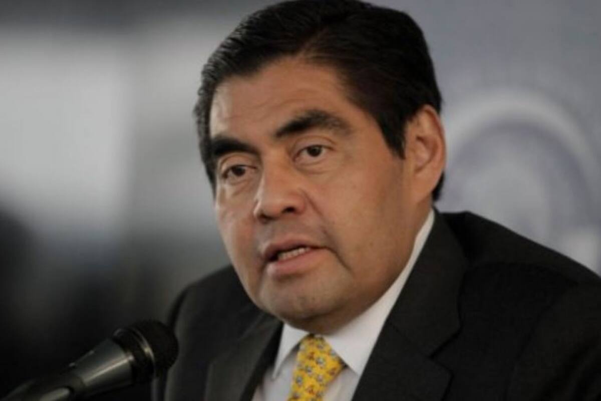 "No imagino sana distancia en table dance": Miguel Barbosa, gobernador de Puebla
