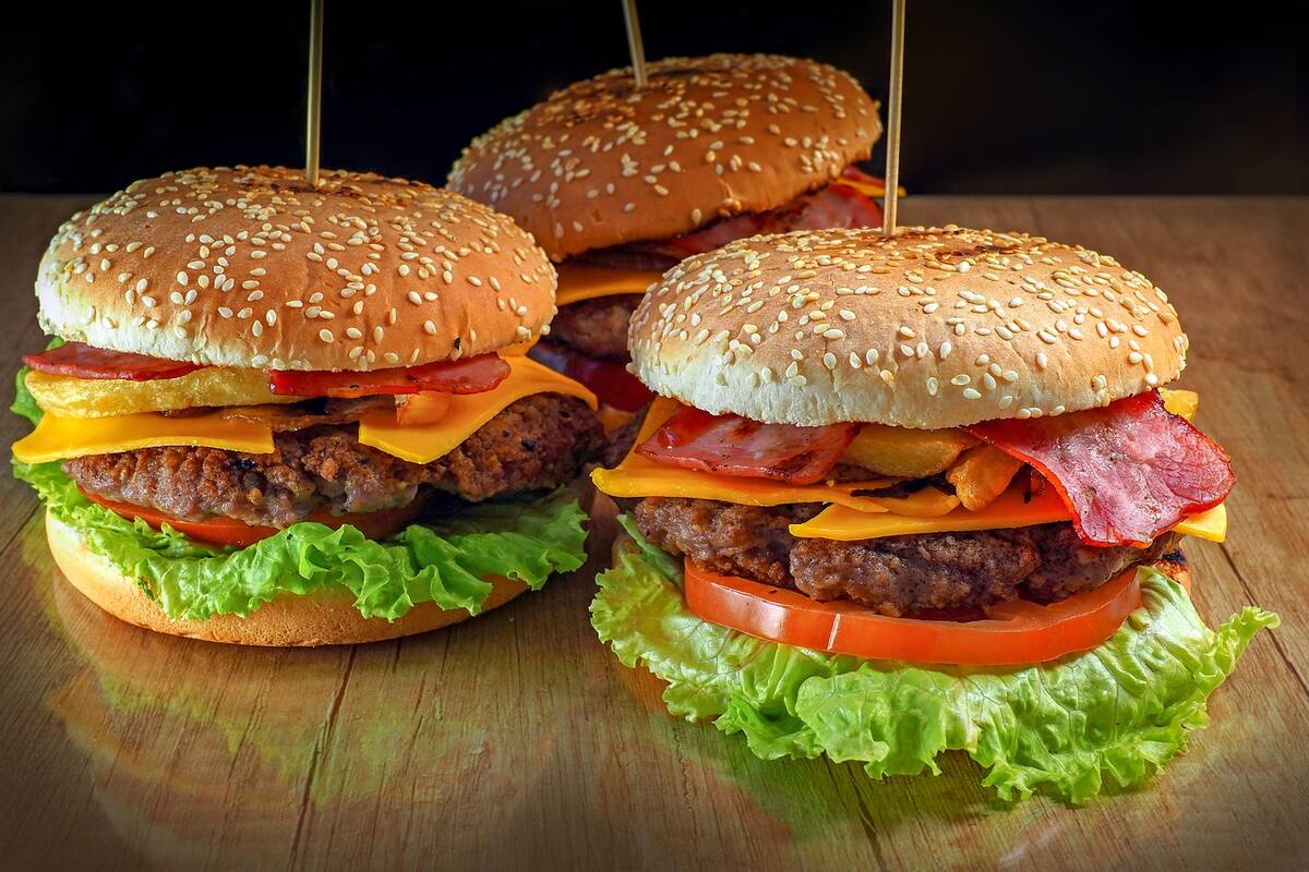 Cinco ideas para hacer una hamburguesa más saludable