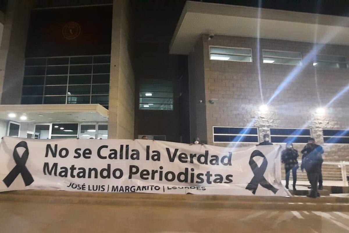 Periodistas de Ensenada exigen justicia por Margarito Martínez y Lourdes Maldonado