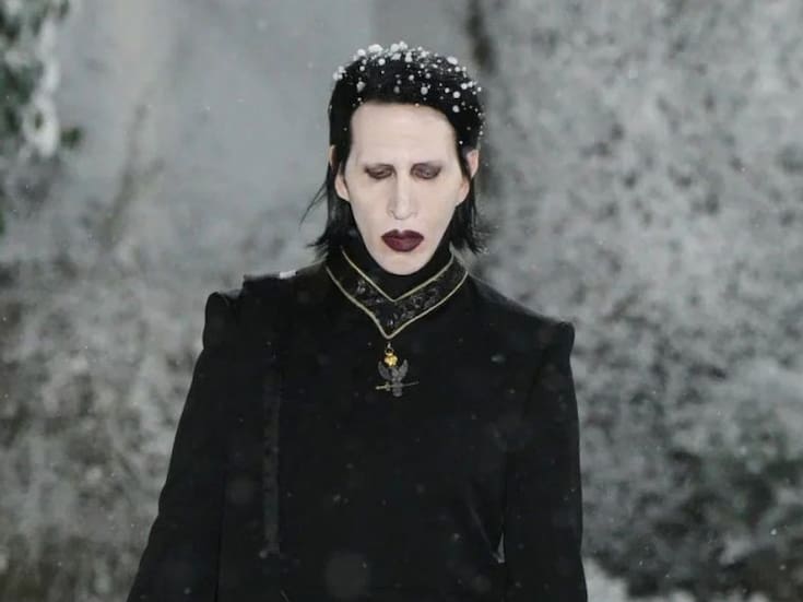 Marilyn Manson abre desfile de Enfants Riches Déprimés en Paris Fashion Week y desata polémica