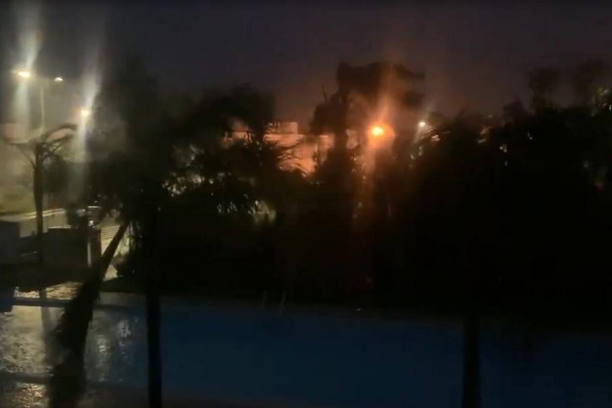 Huracán Delta: Captan aterrador ambiente por vientos en Playa del Carmen