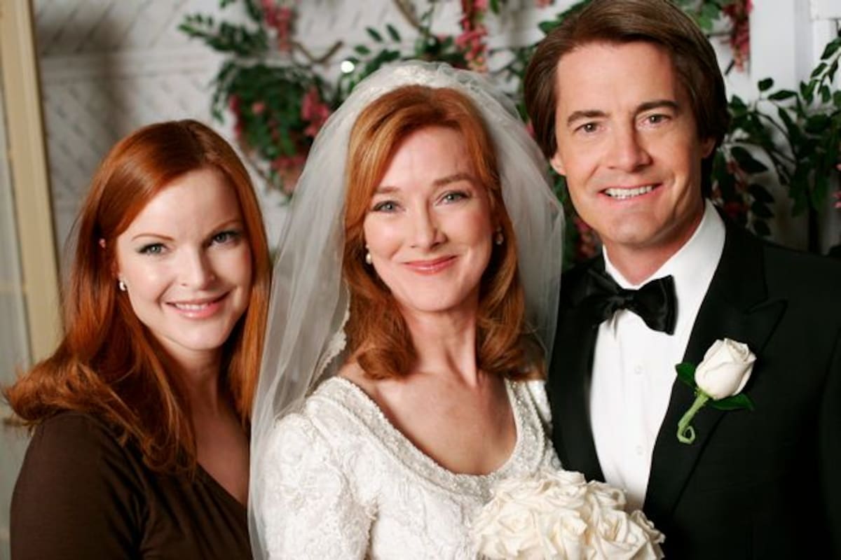 Valeria Mahaffey en “Esposas desesperadas” / Cuenta de X: @BOTTLEBLONDEZ