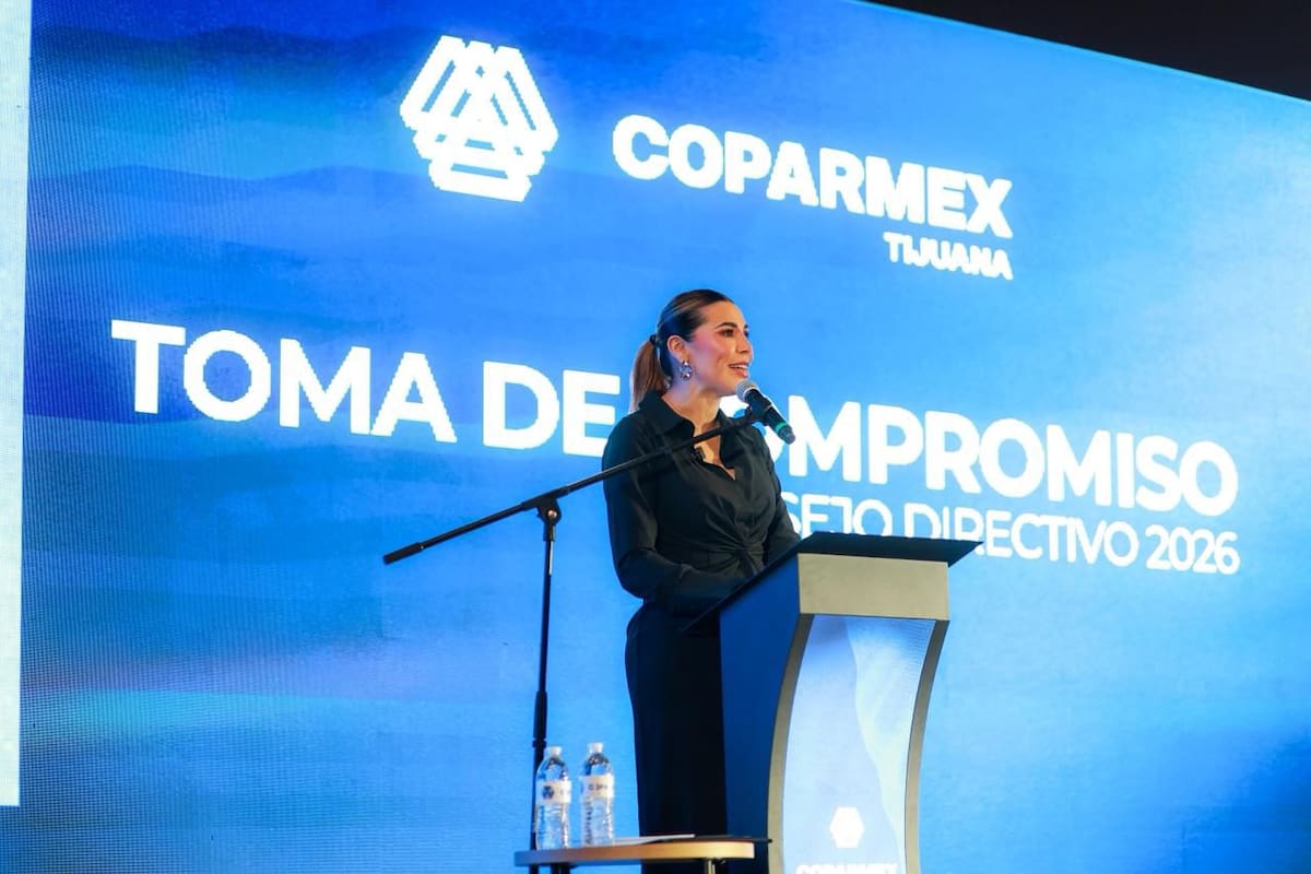 Anuncia Marina del Pilar nuevos estímulos fiscales para microempresas en toma de compromiso de Coparmex Tijuana