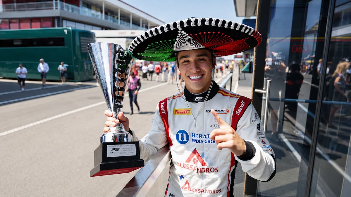 ¡Orgullo mexicano! Noel León de 21 años gana en Hungría su primera carrera principal de Fórmula 2 y suma tres victorias en 2026