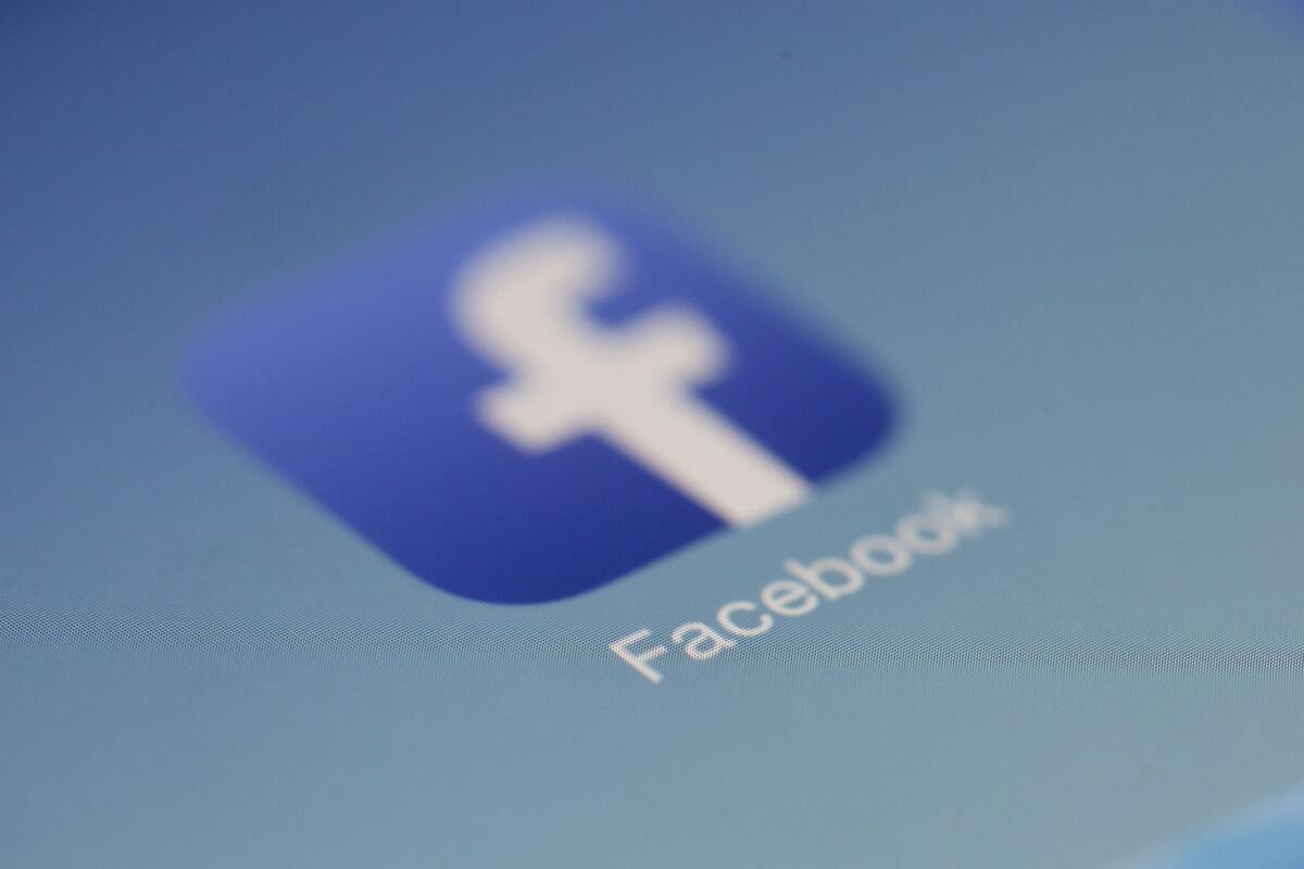 Documentos filtrados revelan reglas secretas de Facebook que permiten a usuarios alabar matanzas