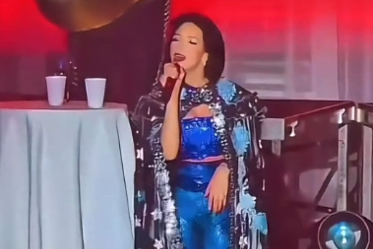 Ángela Aguilar recibe odio en redes luego de imitar a Freddie Mercury en su “Libre Corazón Tour”