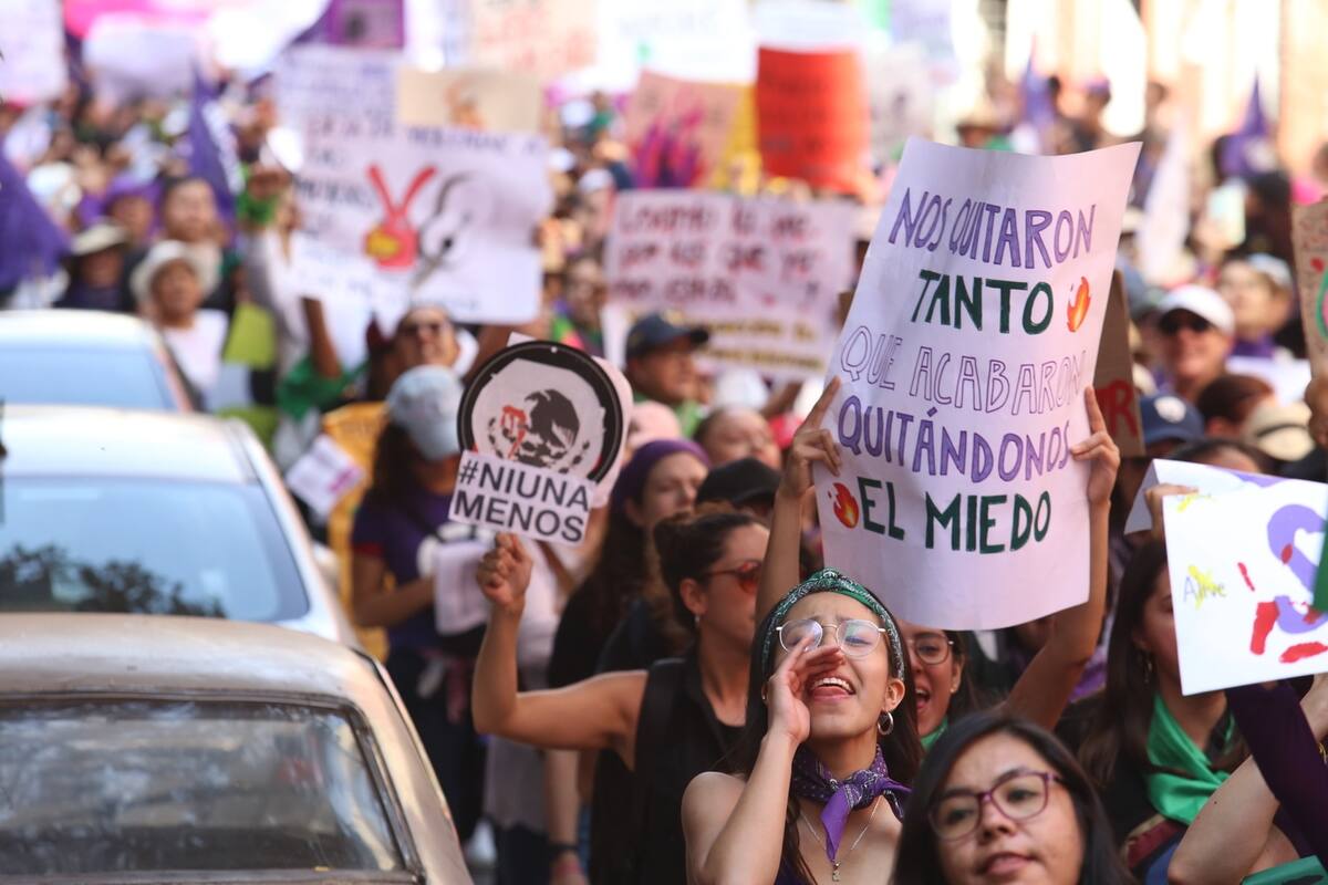"¡Fin a la violencia de género!", piden 104 Mujeres Líderes