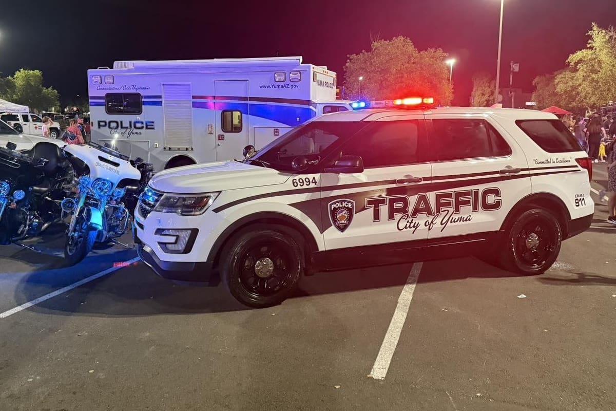 Mueren joven motociclista y adolescente tras choque en Yuma; investigan exceso de velocidad