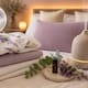Aromaterapia pasiva en textiles: cómo la ropa de cama y las prendas pueden liberar aromas relajantes