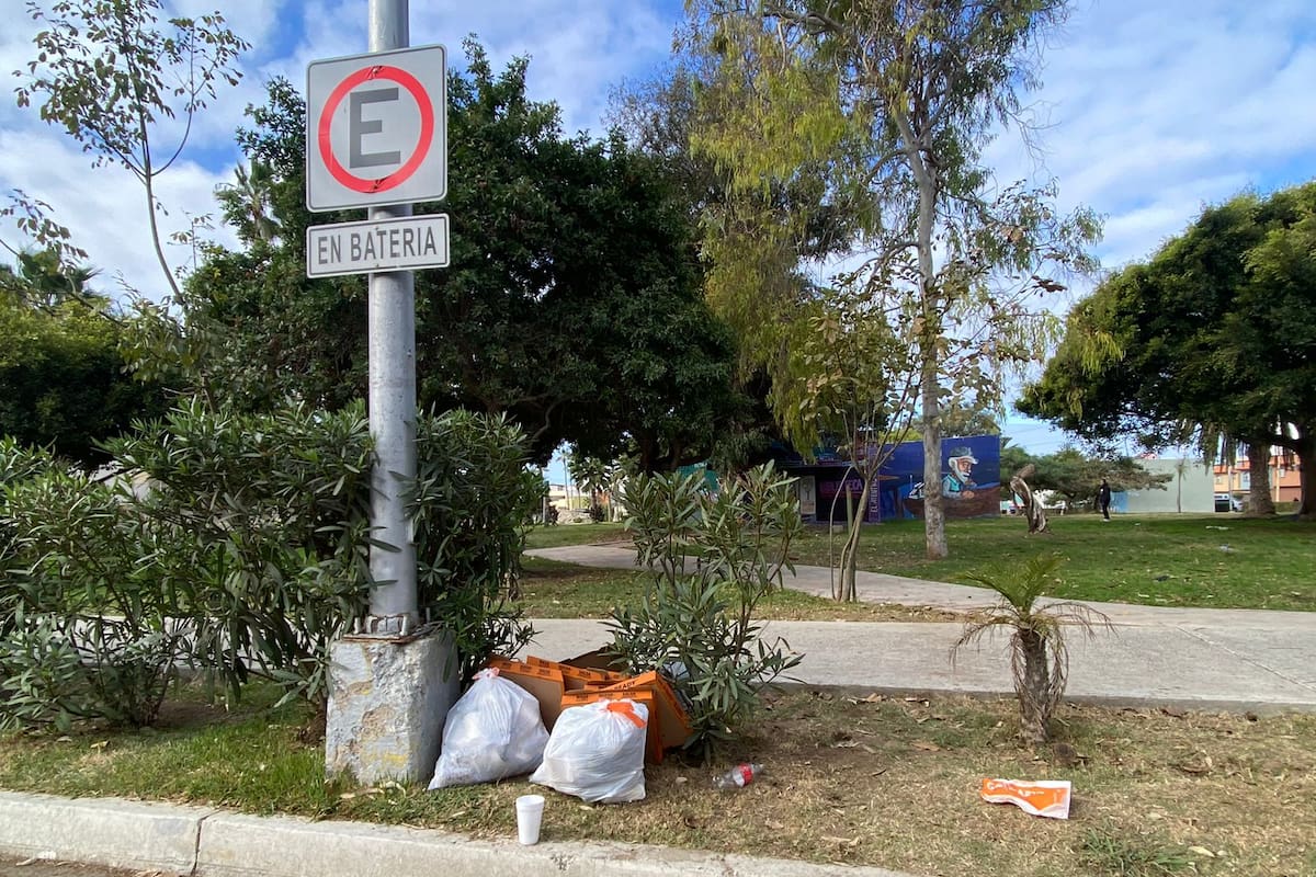 Ven problema de basura en Playas de Tijuana