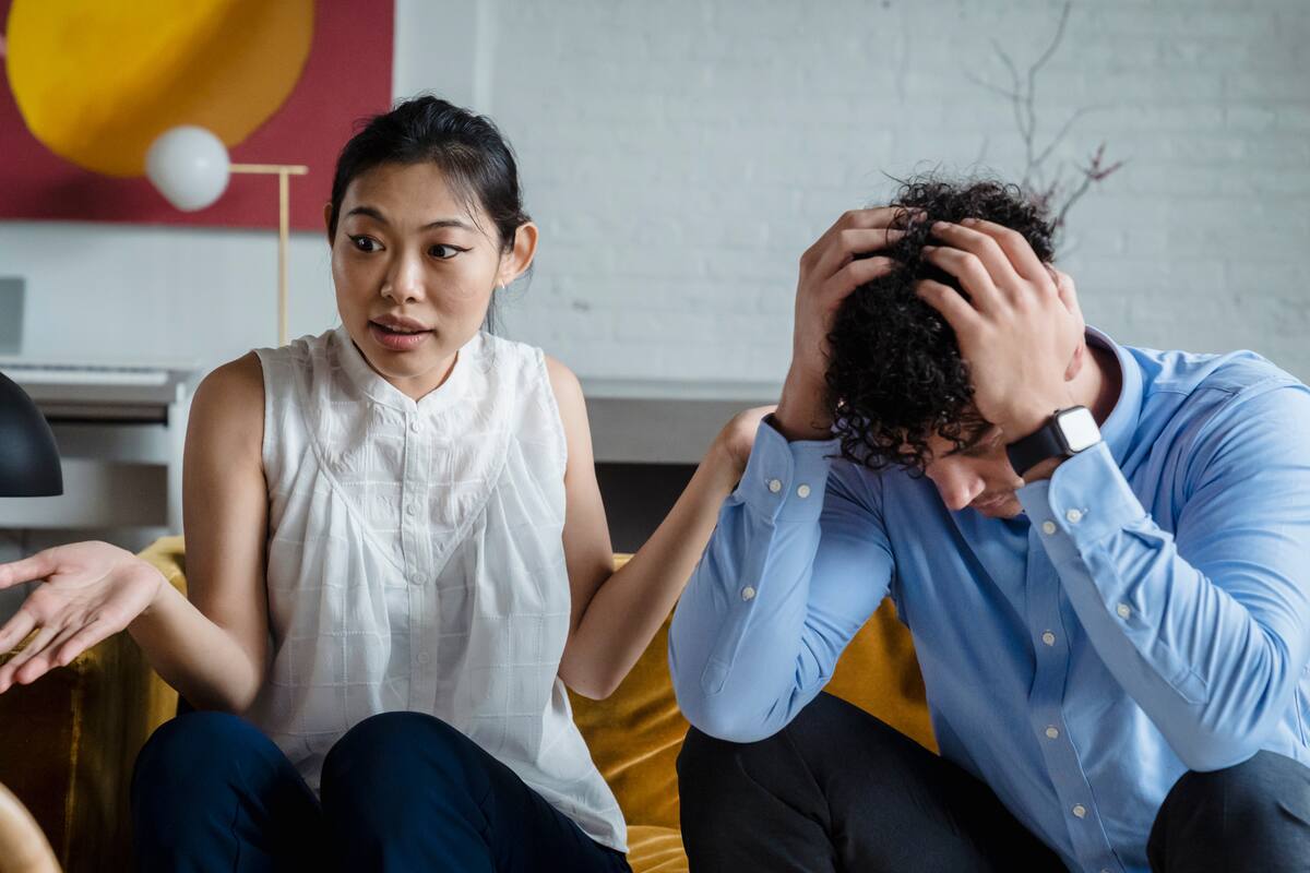 Migajas emocionales: Identificando y rompiendo el ciclo del breadcrumbing en las relaciones