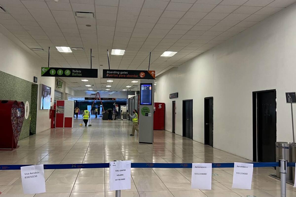 Viajeros, taxistas y comerciantes afectados por cierre de aeropuerto
