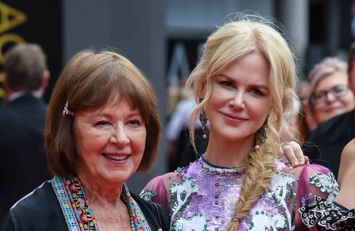 SYDNEY, AUSTRALIA - DECEMBER 05: Actress Nicole Kidman (centre) with her mother Janelle Ann Kidman (left) and niece Lucia Hawley (right) as they attend the 2018 AACTA Awards Presented by Foxtel at The Star on December 05, 2018 in Sydney, Australia. (Photo by James D. Morgan/Getty Images)