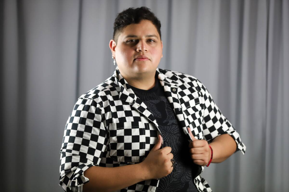 Cachanilla hace reggaetón con Lucía Méndez