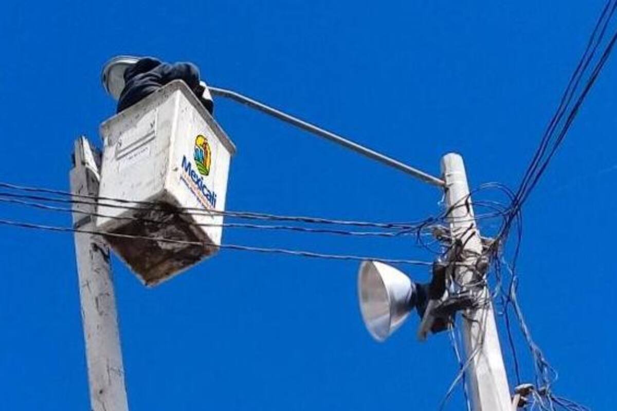 Revisan casos de colonias sin alumbrado que pagan impuesto DAP