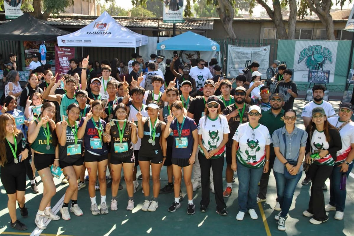 Más de 500 personas participan en la carrera CONALEP 5K en Tijuana