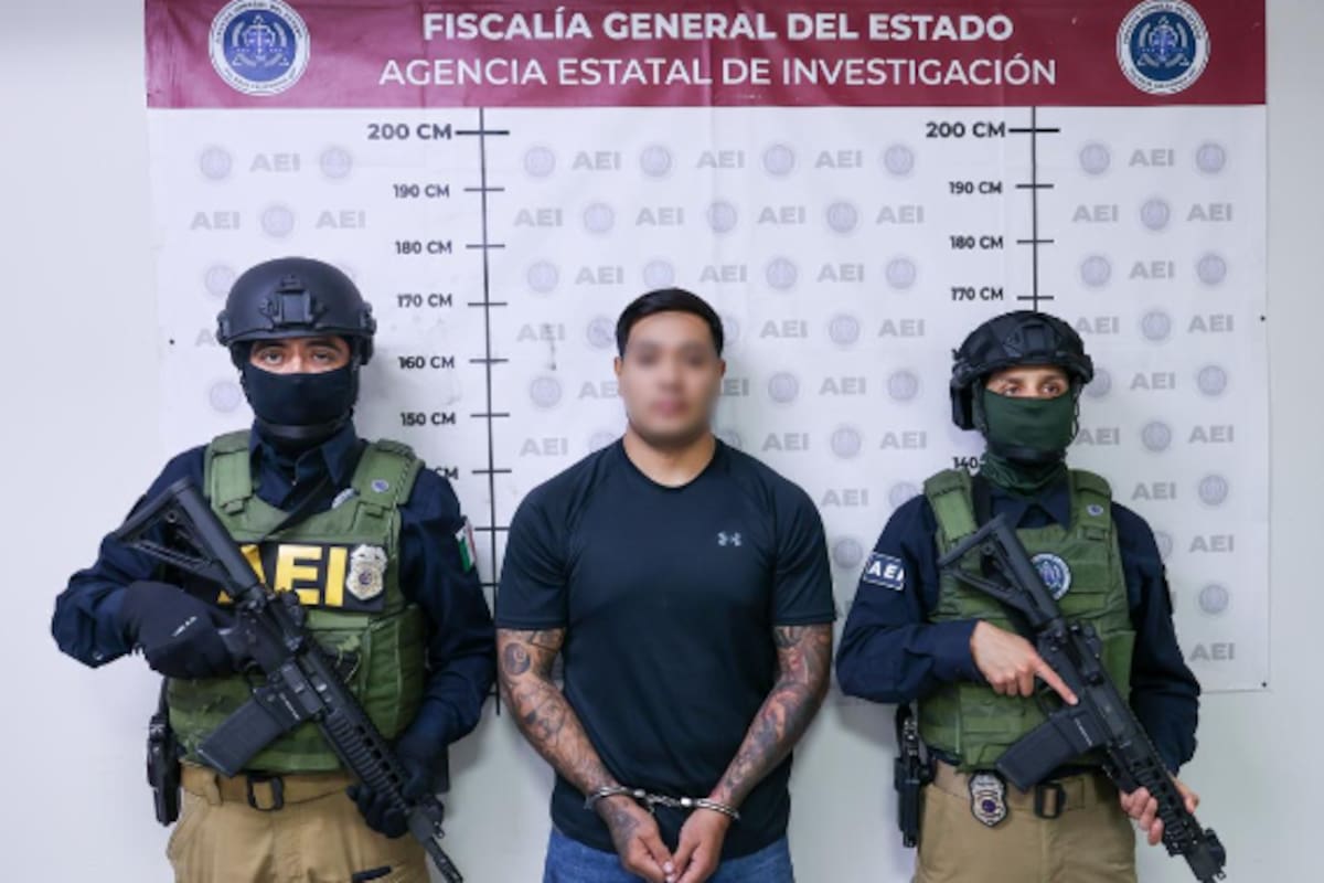 Policía municipal presuntamente involucrado en un feminicidio habría participado en la huida
