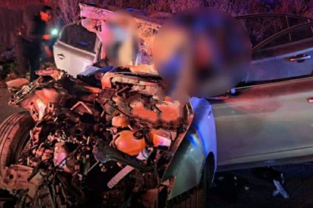 Tras asistir a feria, mueren prensados cuatro jóvenes en choque contra pipa en Yucatán