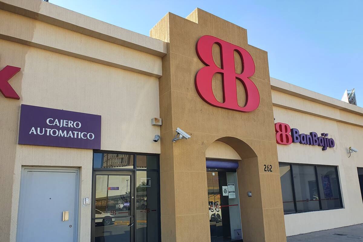 Le despojan 300 mil pesos que recién había retirado
