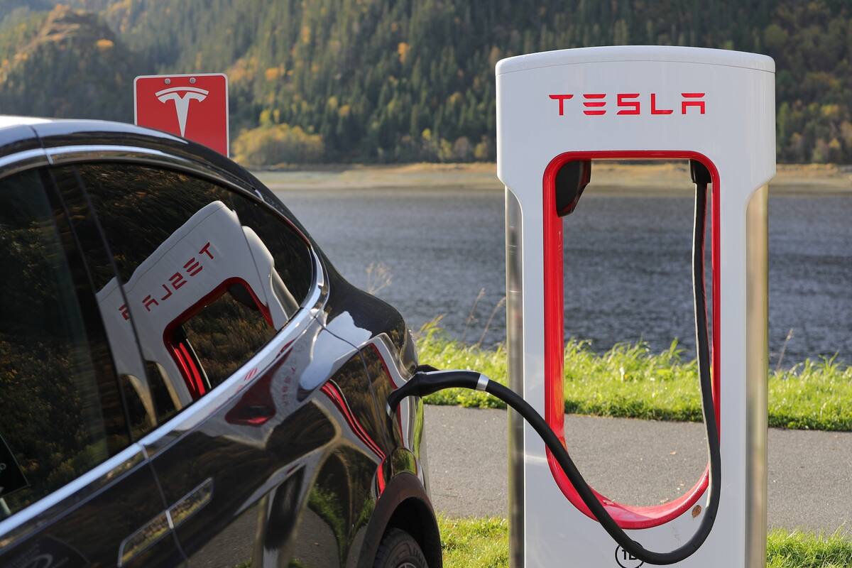 Filtran nuevo software de Tesla V11, con interfaz gráfica renovada