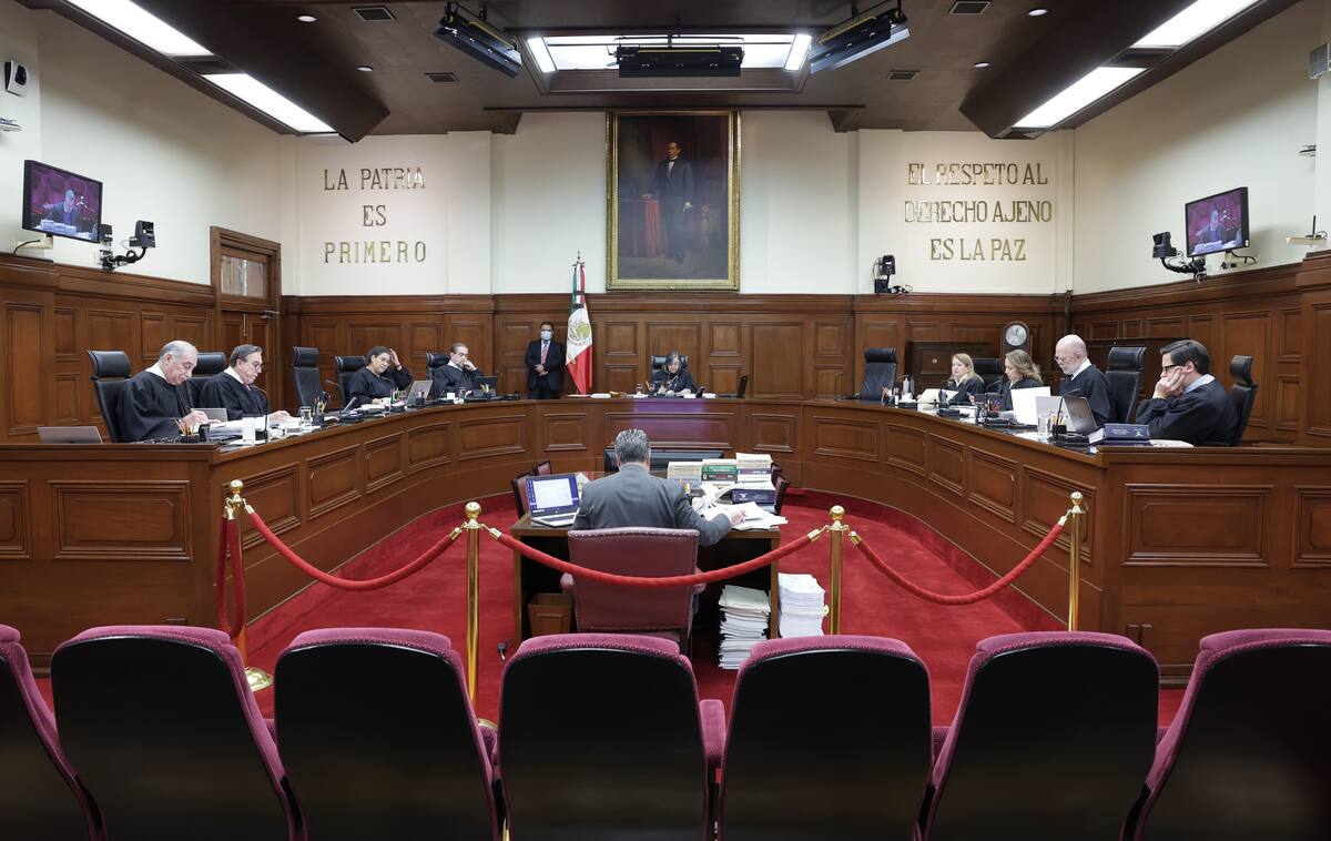 De acuerdo con Financial Times, los críticos sostienen que esta reforma judicial no solo implica un cambio estructural, sino que podría ser utilizada para fines políticos. Foto: Archivo