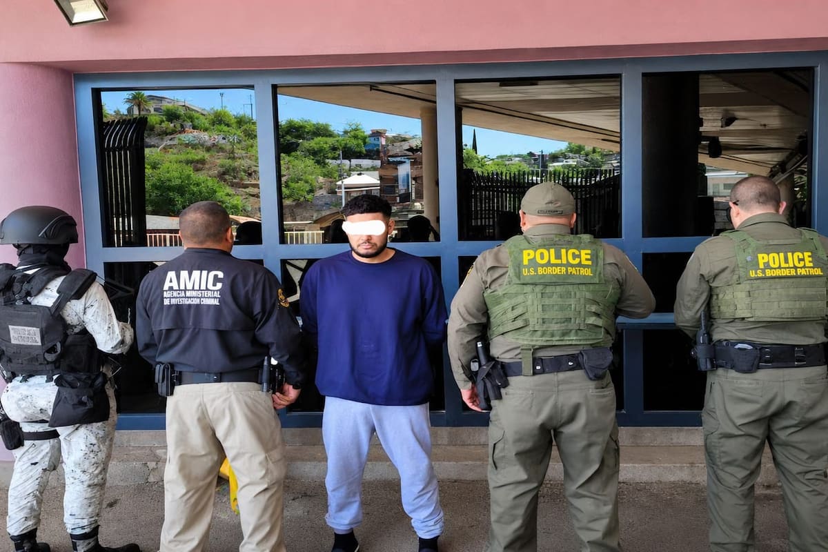 Extraditan por Nogales a hombre buscado en México por violencia familiar