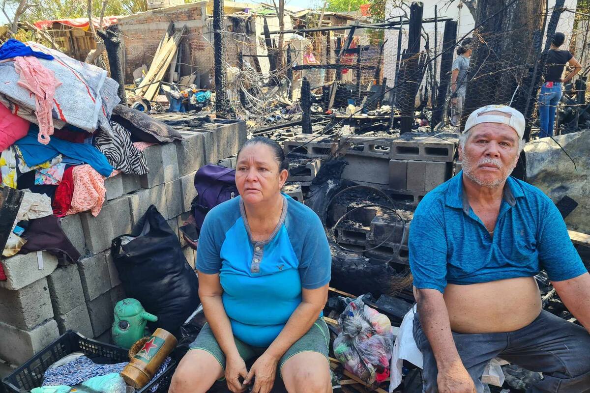 Incendio devasta dos hogares en la Colonia Solidaridad etapa 4: Afectados pierden todo