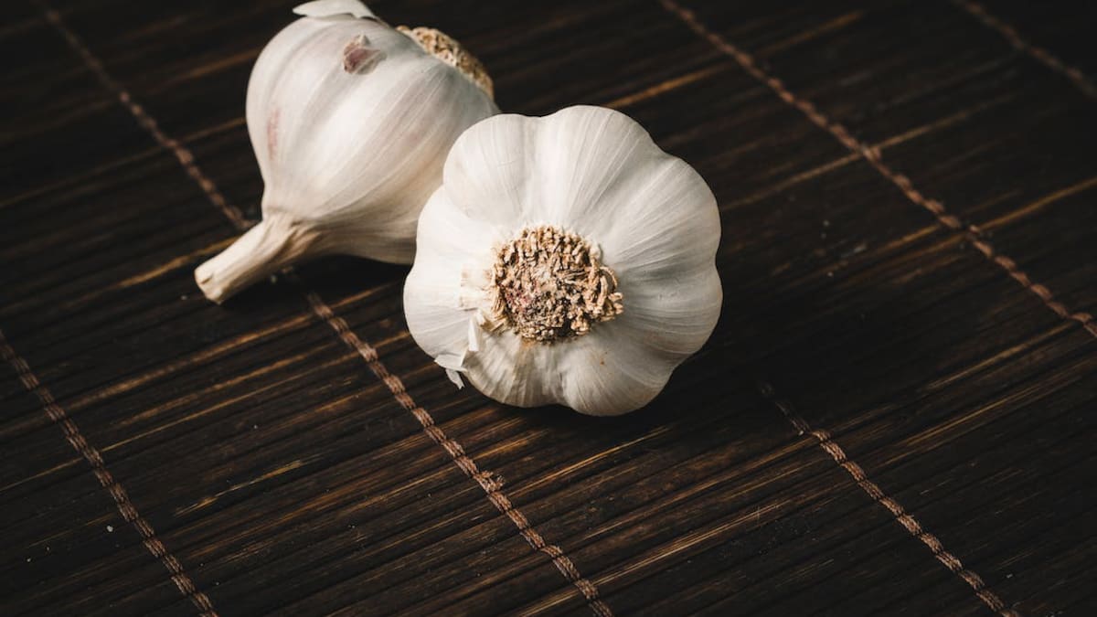 El ajo: mucho más que sabor en la cocina, un aliado para tu sistema inmune