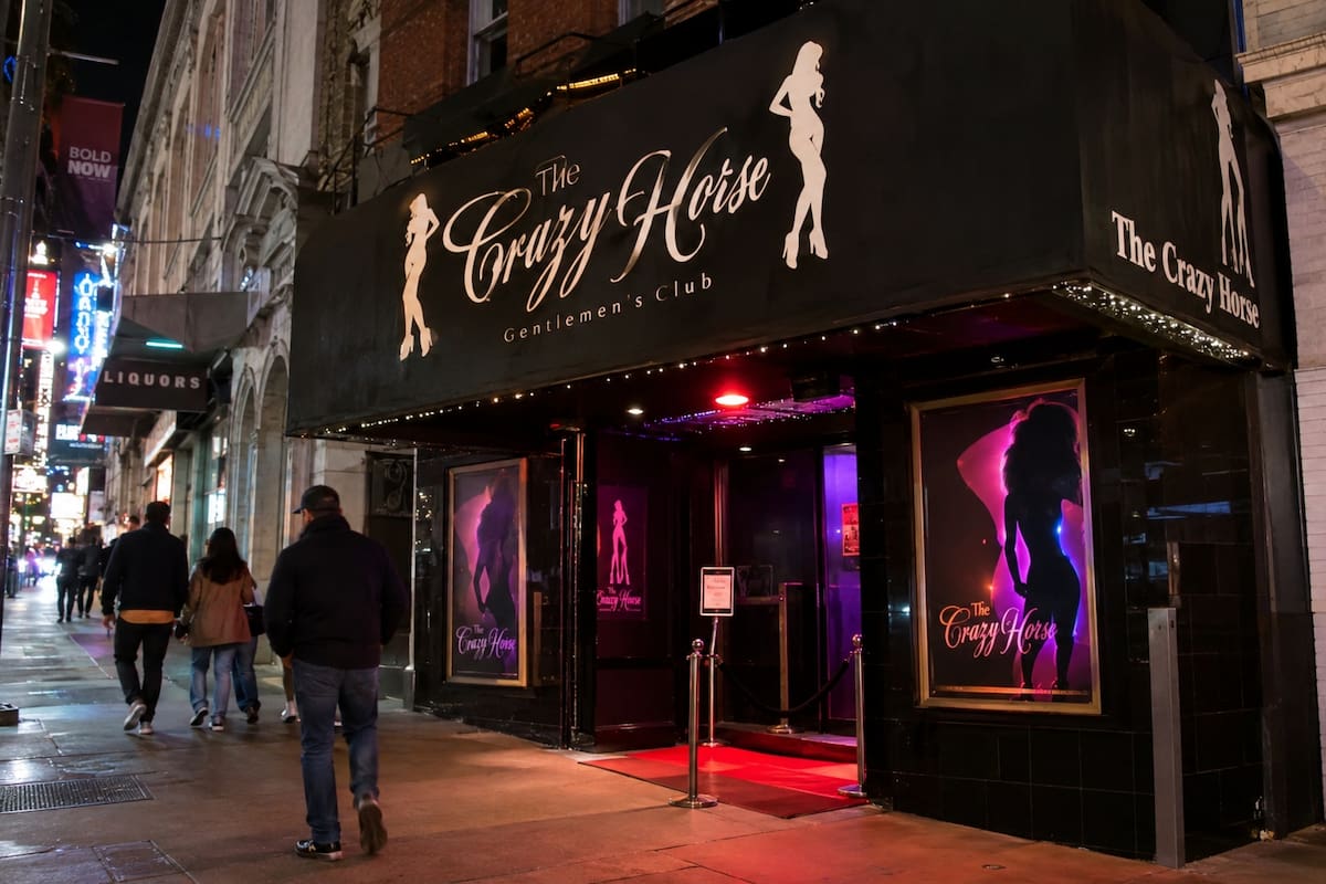 Investigan dos casos de tuberculosis ligados a club de strippers de San Francisco; autoridades advierten que la bacteria puede permanecer en el aire