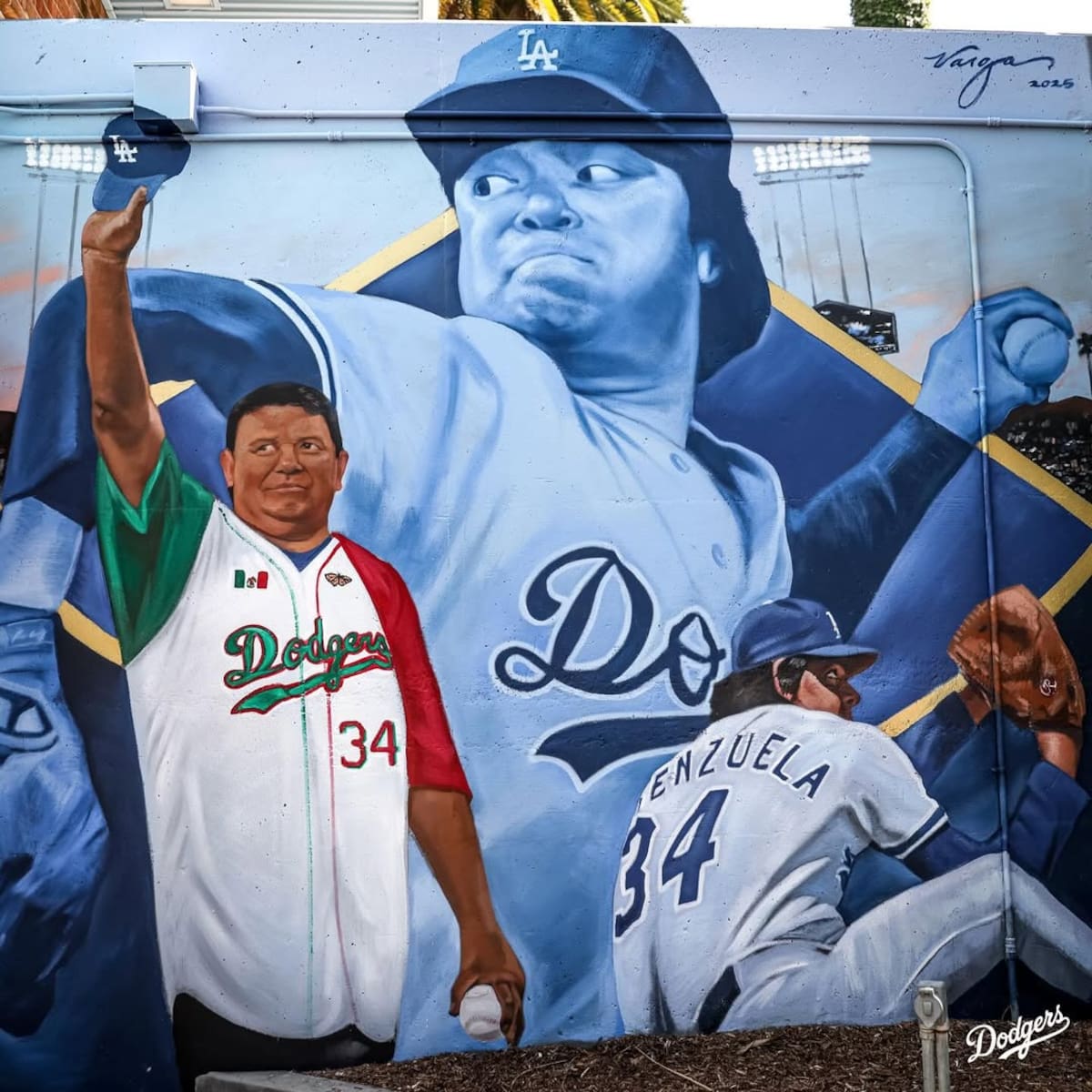 El mural realizado por el artista Robert Vargas, se encuentra en la terraza del jardín izquierdo del Dodger Stadium. (Foto: @dodgers)