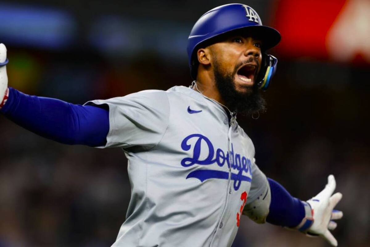 Teóscar volvió a sepultar a los Yankees; ahora con un grand slam