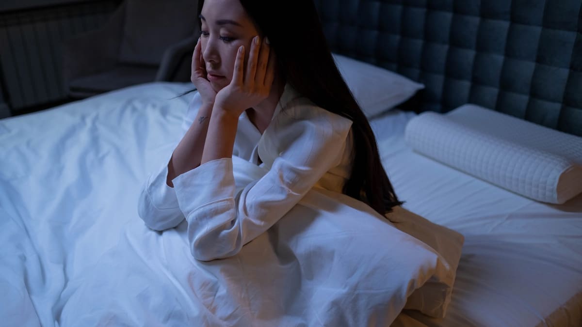 Qué hacer si te despiertas entre las 3 y 4 de la madrugada y no puedes volver a dormir | Foto: Especial (Canva)