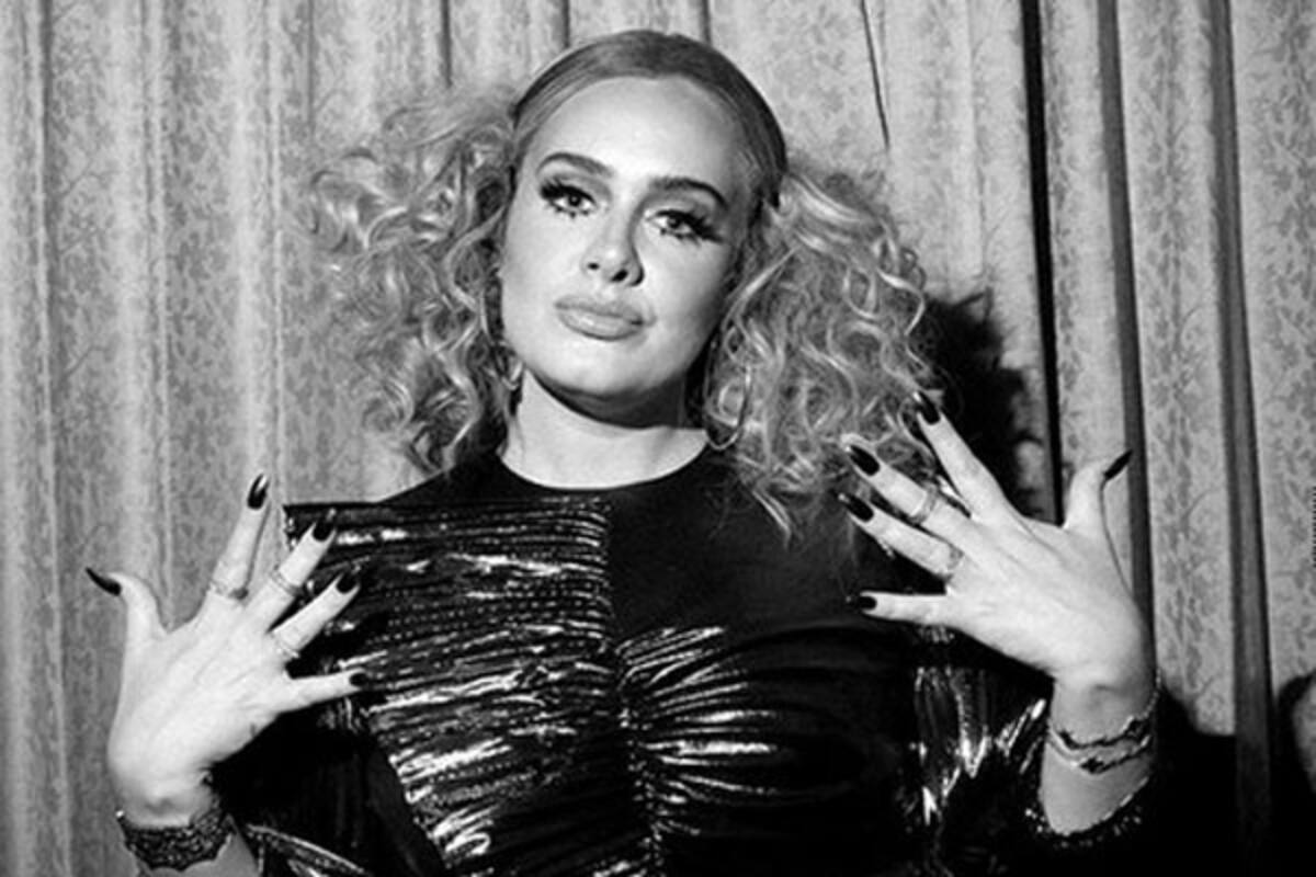 Revelan que Adele ya firmó el divorcio con Simon Konecki