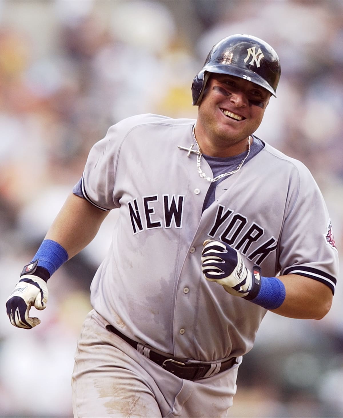 El sonorense Karim García jugando para los Yankees en 2003. (AP Photo/Nick Wass)