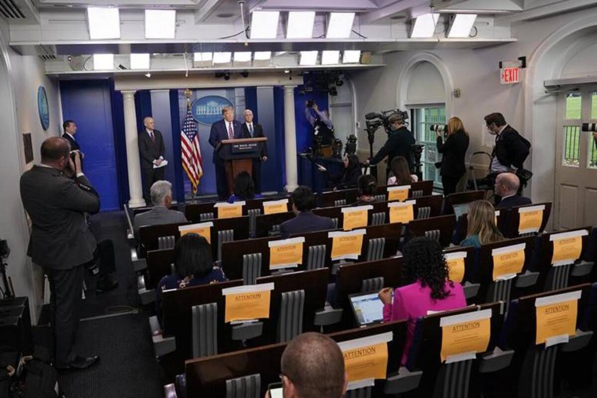Trump podría suspender conferencias de Covid-19 tras polémica con desinfectante