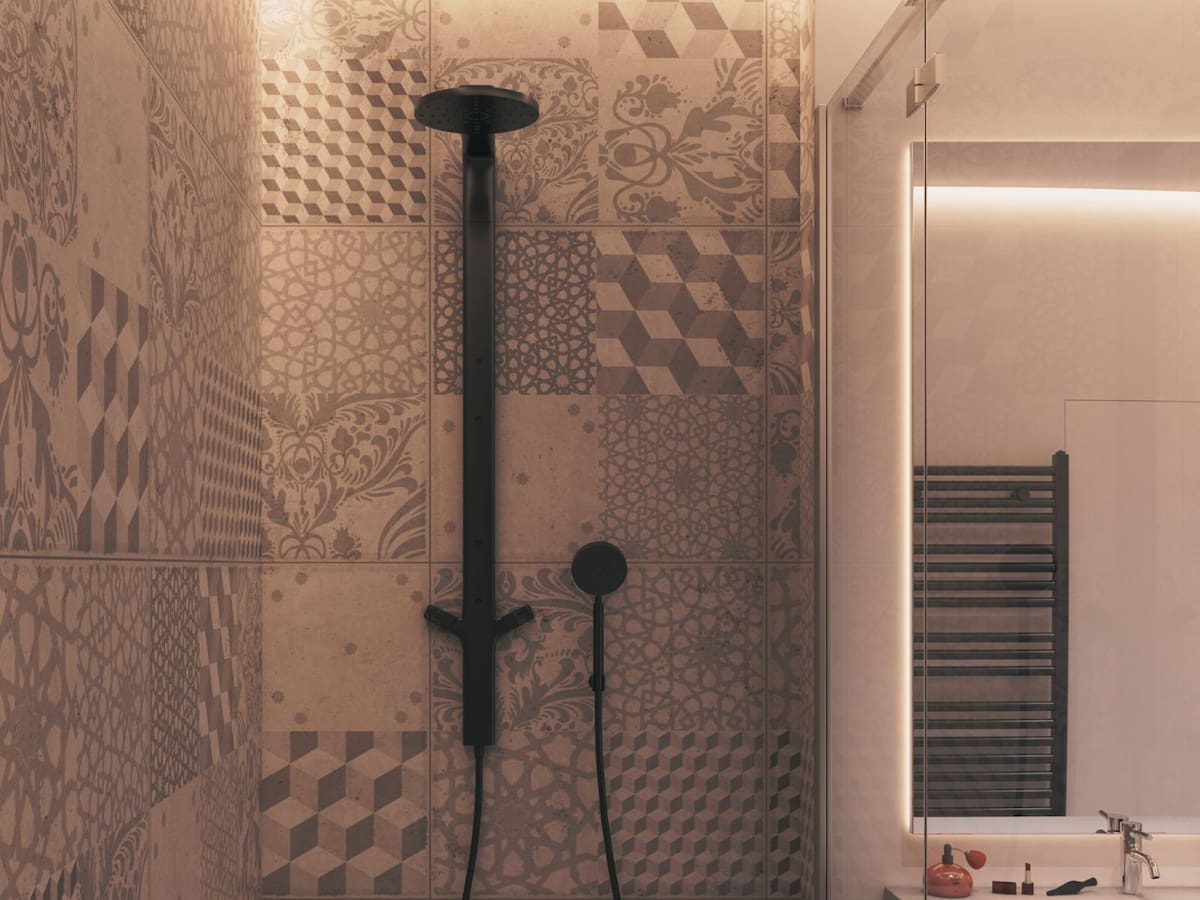 Ducharse sin luz resulta especialmente útil para quienes padecen ansiedad, TDAH o problemas de insomnio. | Crédito: Canva