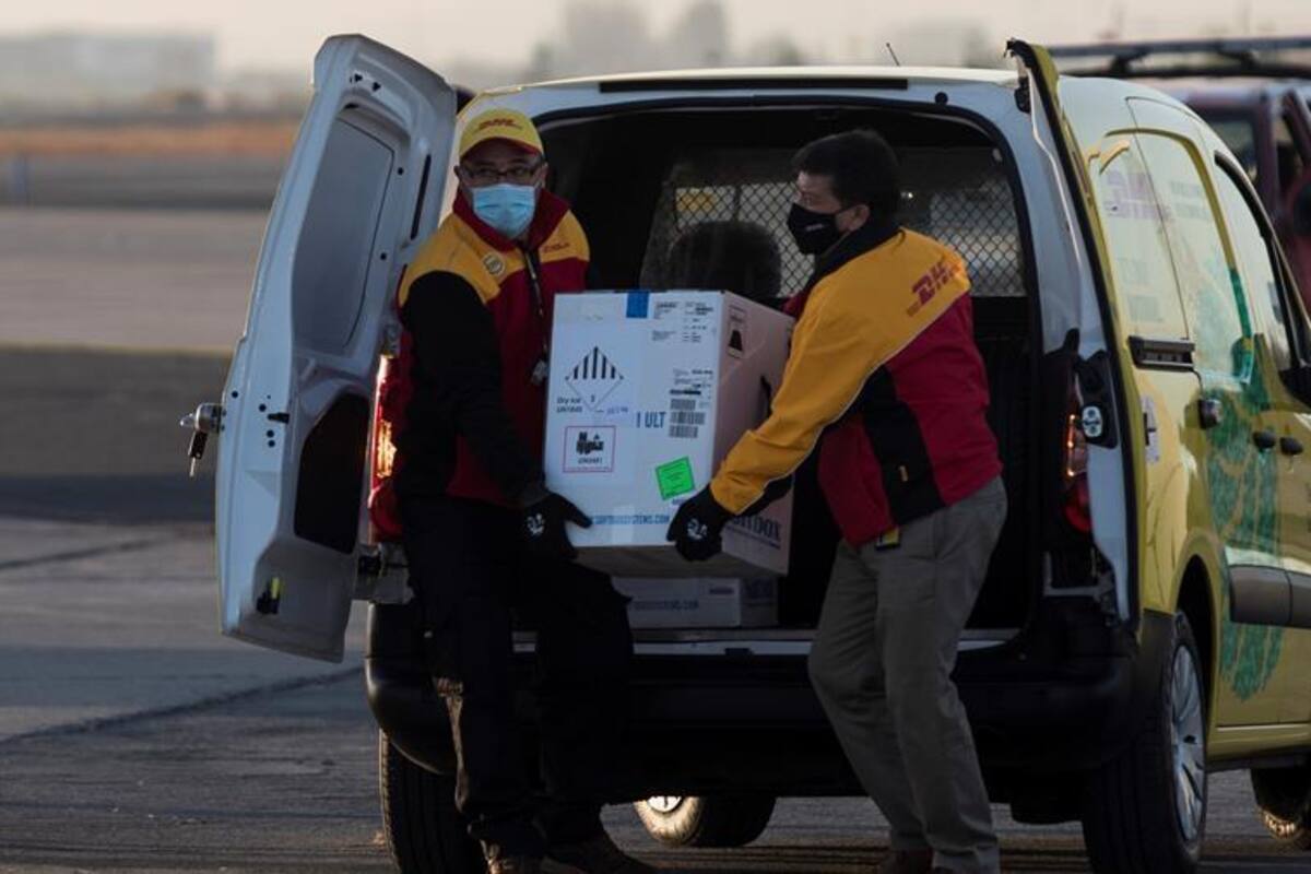 Chile recibe tercer lote de 88.725 vacunas de Pfizer, el mayor hasta la fecha