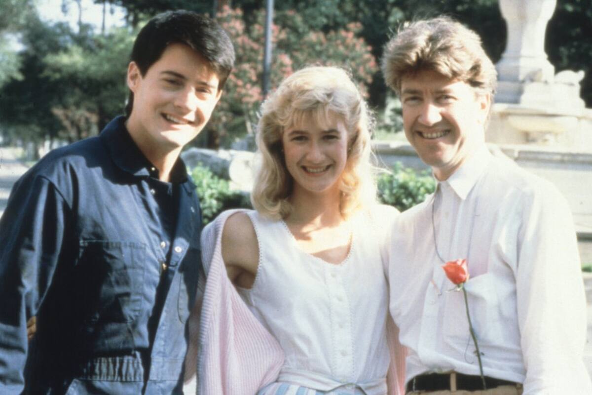 La universidad de Laura Dern la obligó a abandonar sus estudios por “Blue Velvet” y la llamó “loca” por renunciar a su educación; ahora la escuela enseña la película
