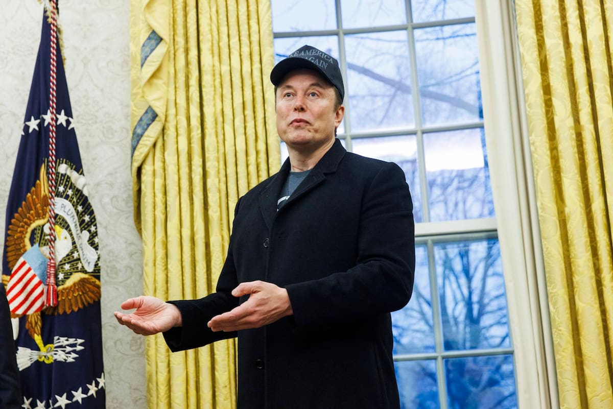 Washington (United States of America), 11/02/2025.- El empresario Elon Musk en la oficina Oval de la Casa Blanca, donde ahora reside el presidente Donald Trump. | Crédito: EFE/EPA/Aaron Schwartz / POOL
