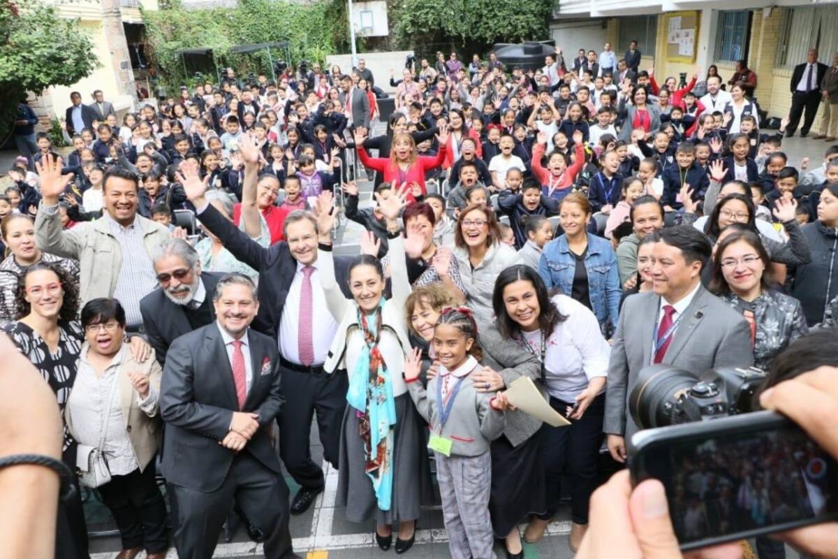 Niños y niñas podrán decidir si quieren ir con falda o pantalón a la escuela