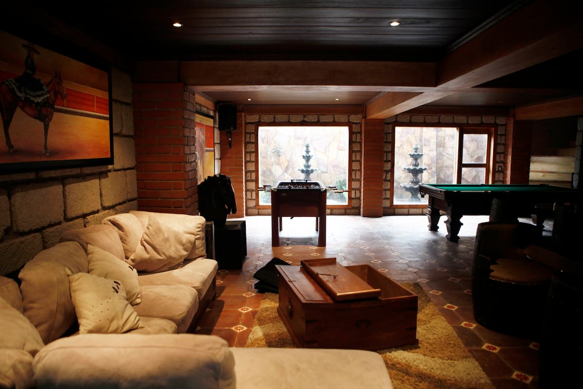 According to federal authorities, this a room inside the house where accused drug boss Edgar Valdez Villarreal, known as "the Barbie," was arrested on Monday, in the town of Lerma, on the outskirts of Mexico City, Tuesday Aug. 31, 2010. Valdez Villareal, a former Texas high school football player and petty street dealer, who allegedly rose to become one of Mexico's most savage assassins, was arrested by federal police on Aug. 30 and is now the third major drug lord brought down by Mexican authorities in less than a year. (AP Photo)