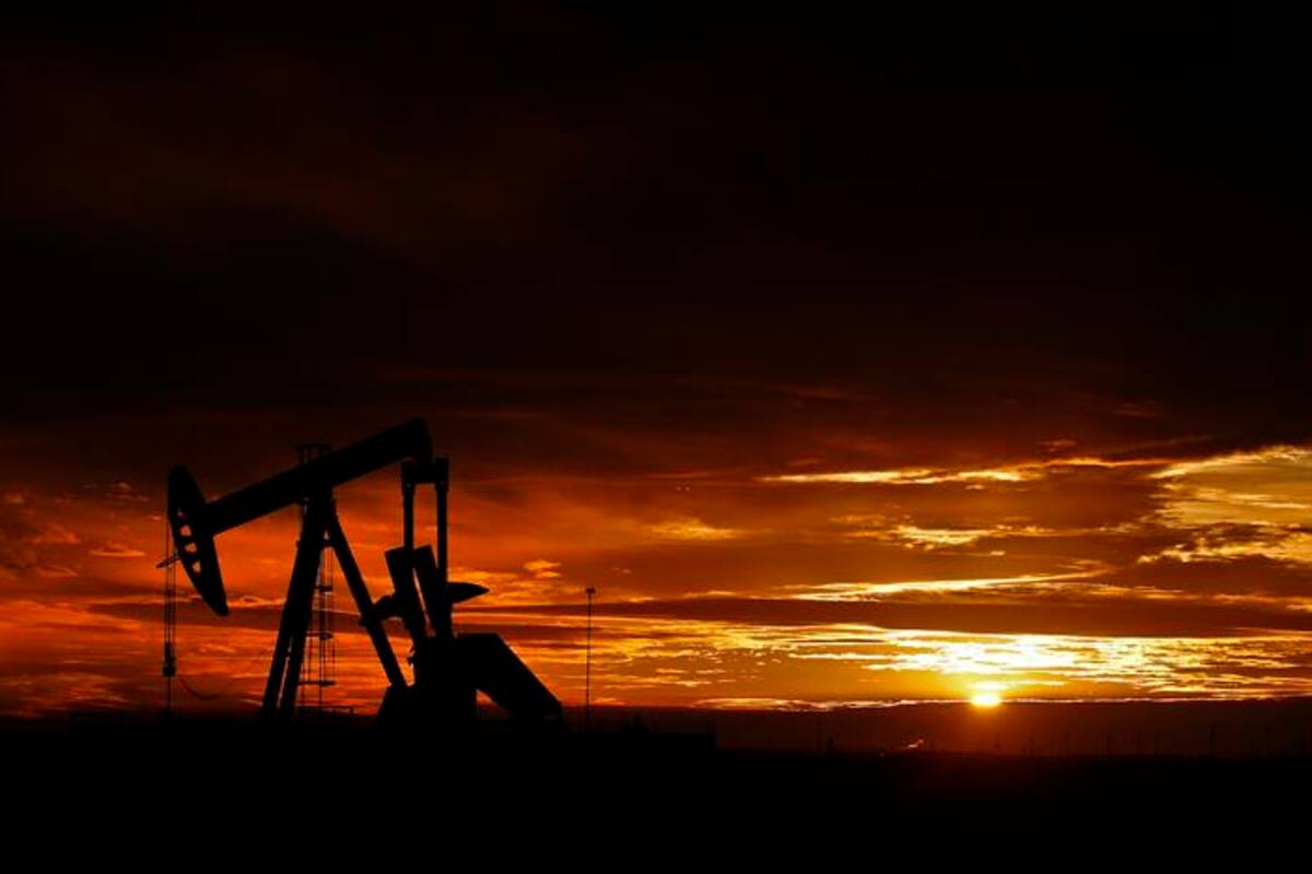 Precios del petróleo se desploman a su nivel más bajo desde 2001