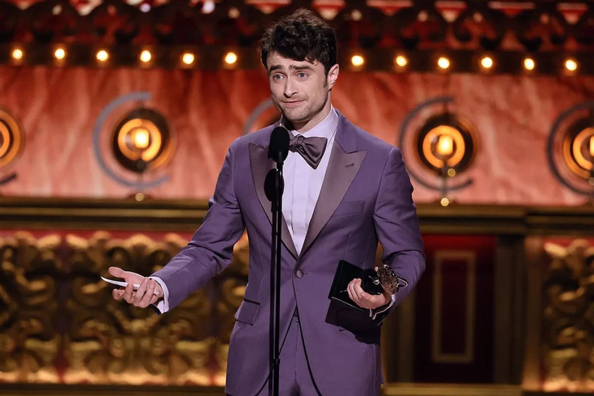 ¡Daniel Radcliffe gana su primer Tony! El actor de Harry Potter agradeció a sus colegas y a sus padres en emotivo discurso: “Esta ha sido una de las mejores experiencias de mi vida”