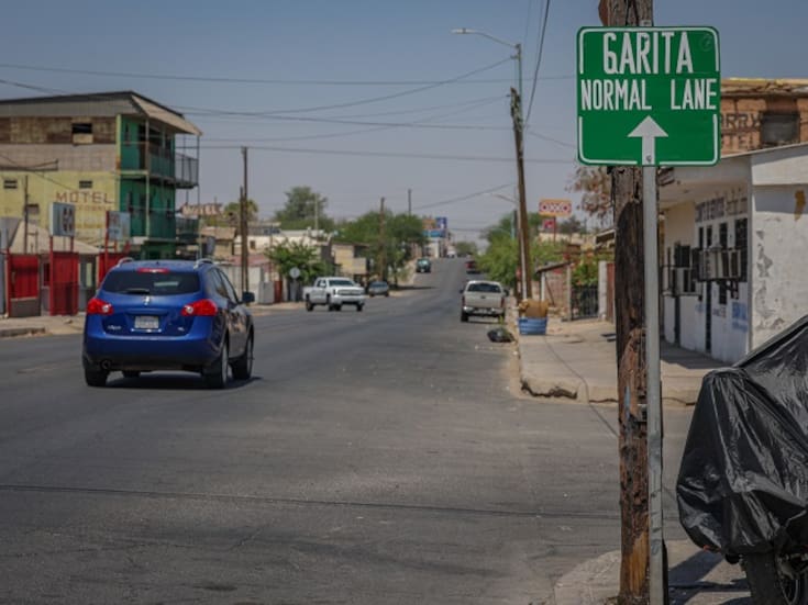 Hasta una hora de espera para cruzar a Calexico este sábado