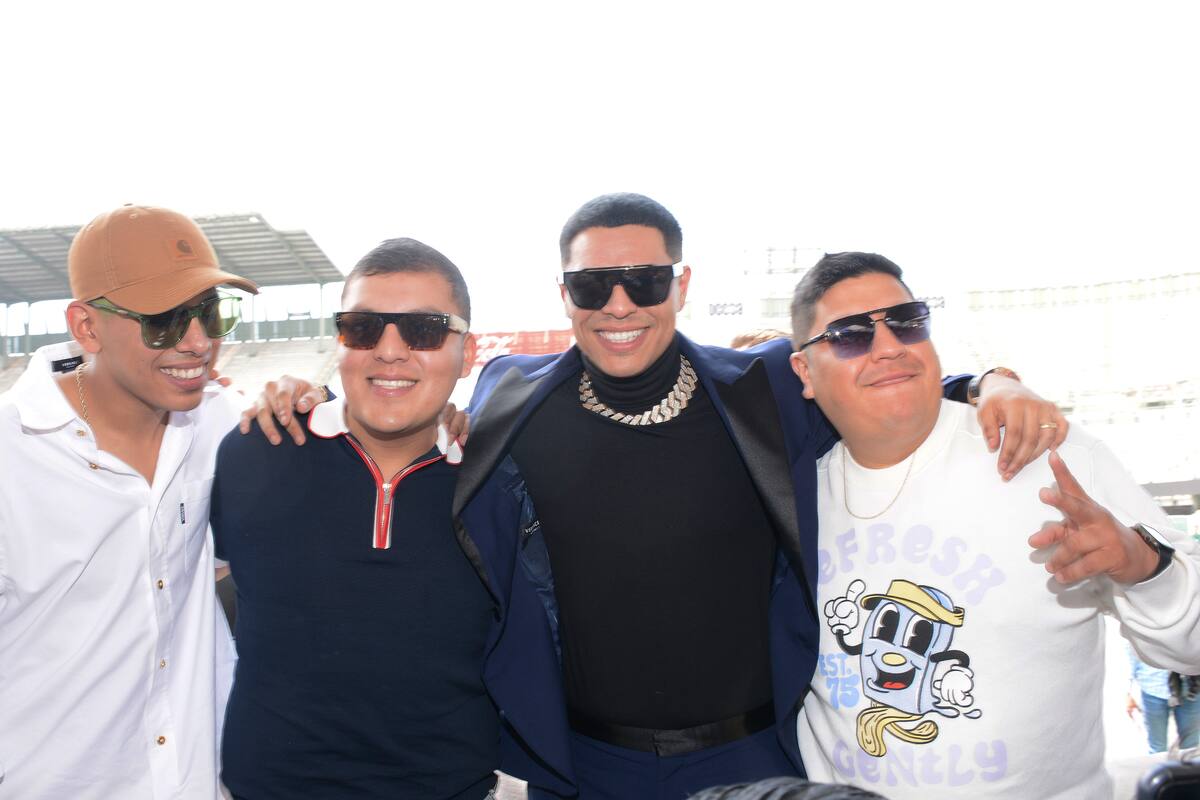 Los integrantes del Grupo Firme confesaron su admiración por JLo.