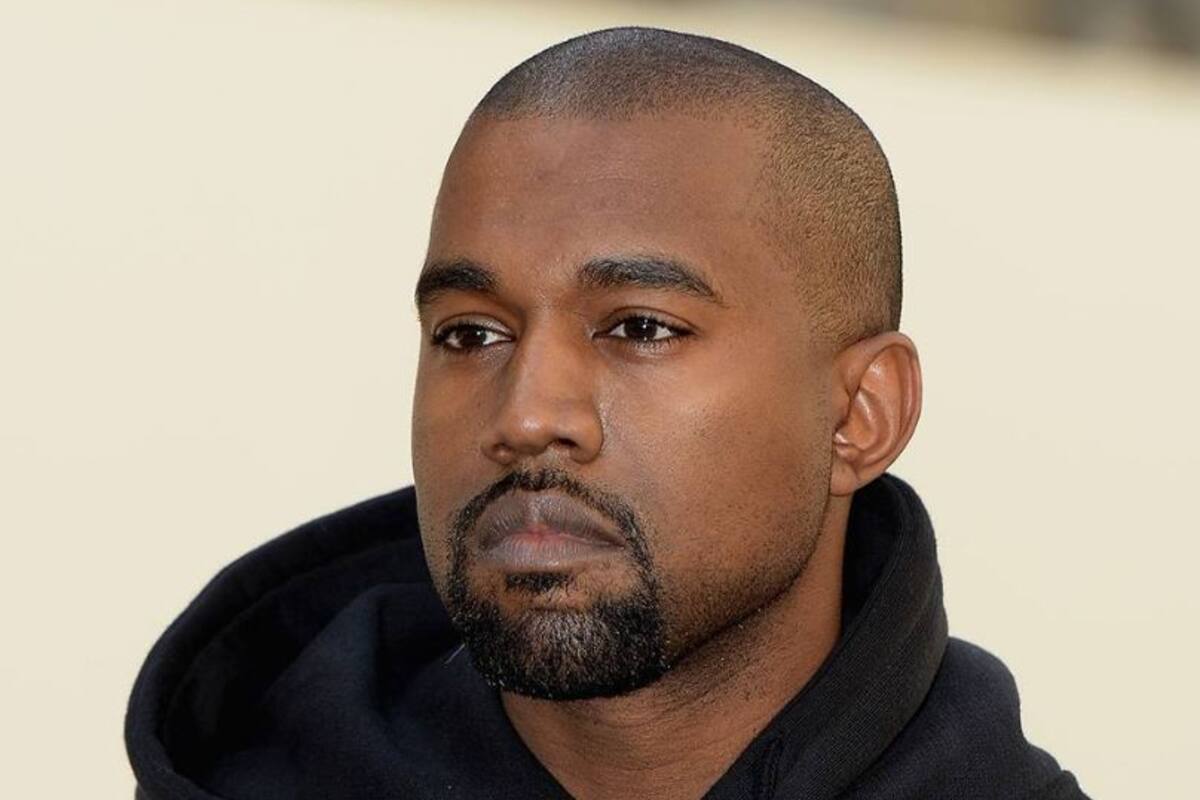 Kanye West cantó para reos en Texas