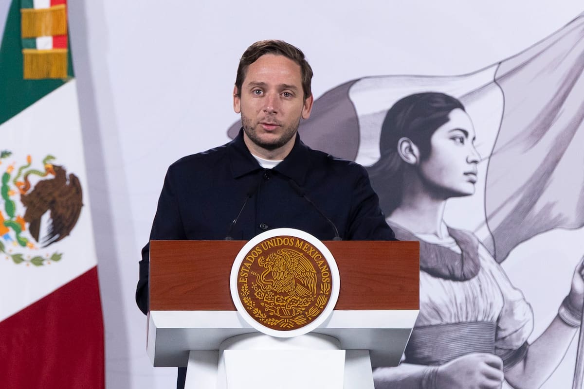 Eduardo Clark, subsecretario de Integración Sectorial y Desarrollo de la Secretaría de Salud, informó que hay 9,487 casos confirmados de sarampión en México. | Crédito: Presidencia