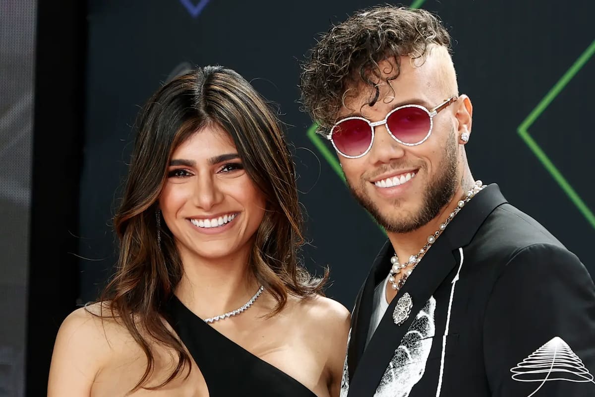 Jhay Cortez responde a las críticas de su relación con Mia Khalifa