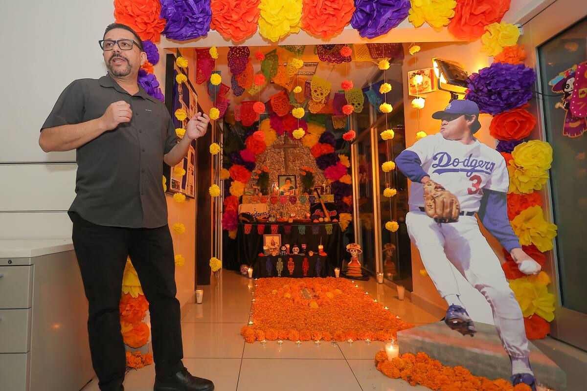 Realiza EL IMPARCIAL el tradicional Concurso de Altares de Muertos