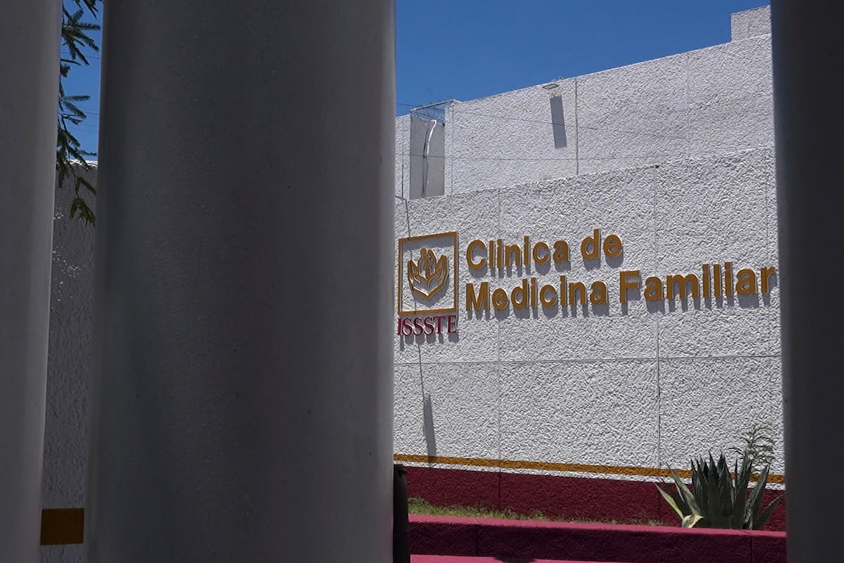 Conato de incendio en clínica del Issste obliga a evacuar a 86 personas en Hermosillo